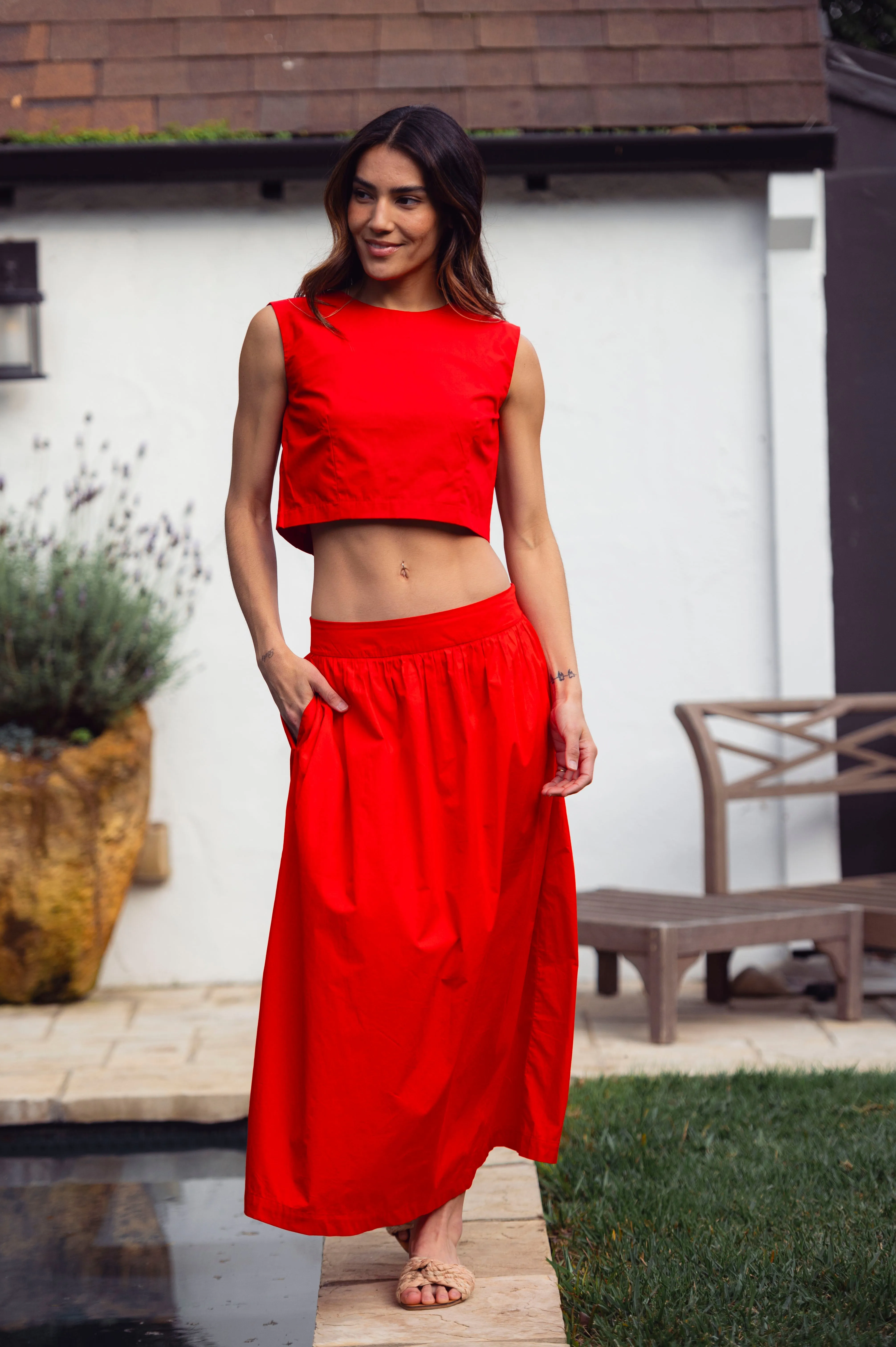 DIAZ TOP IN RED SOLID POPLIN