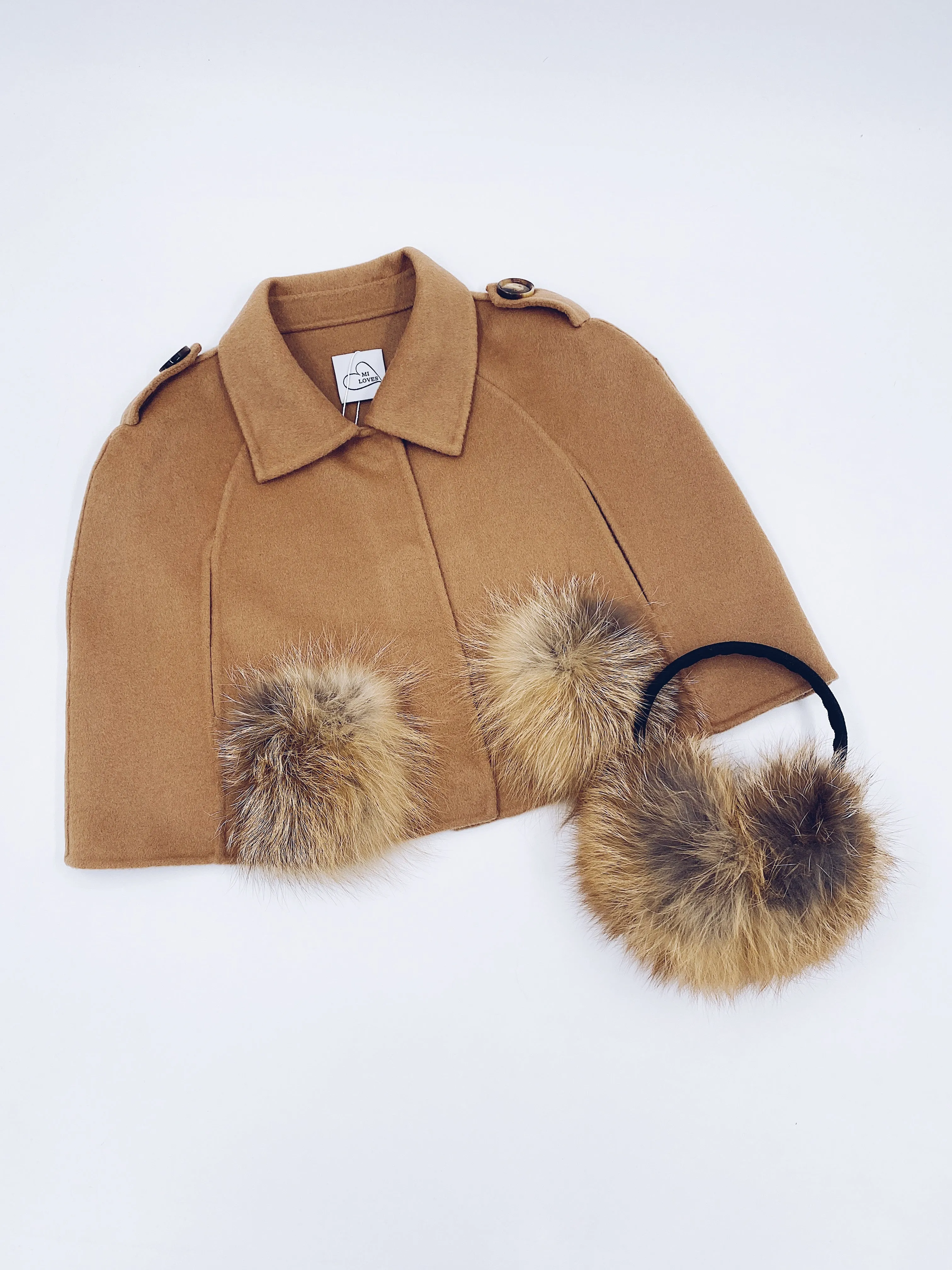 MI LOVES SIGNATURE Cashmere kids cape with Luxurious Natural Fox fur pockets.