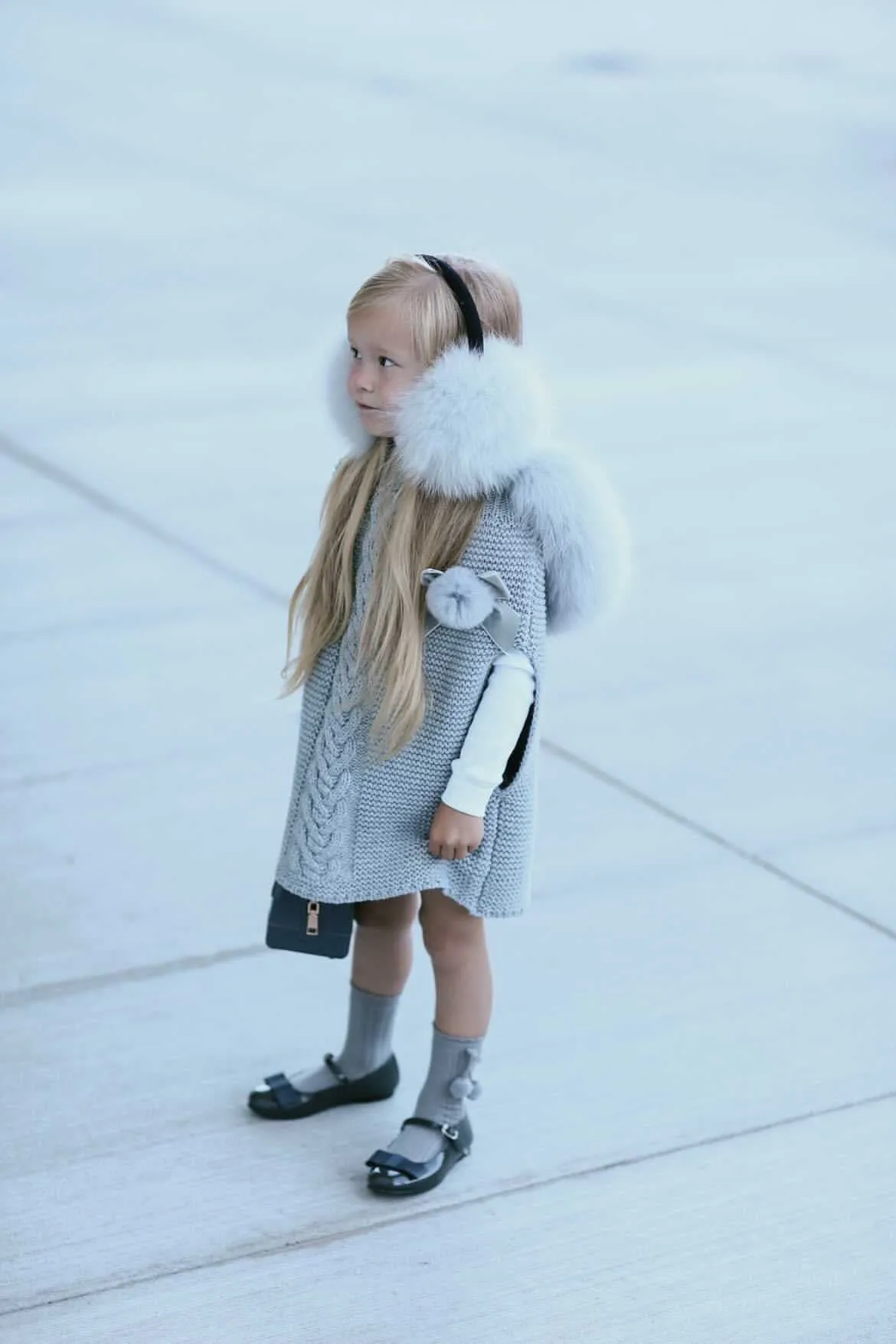 MI LOVES SIGNATURE Luxurious Fur Ear Muffs