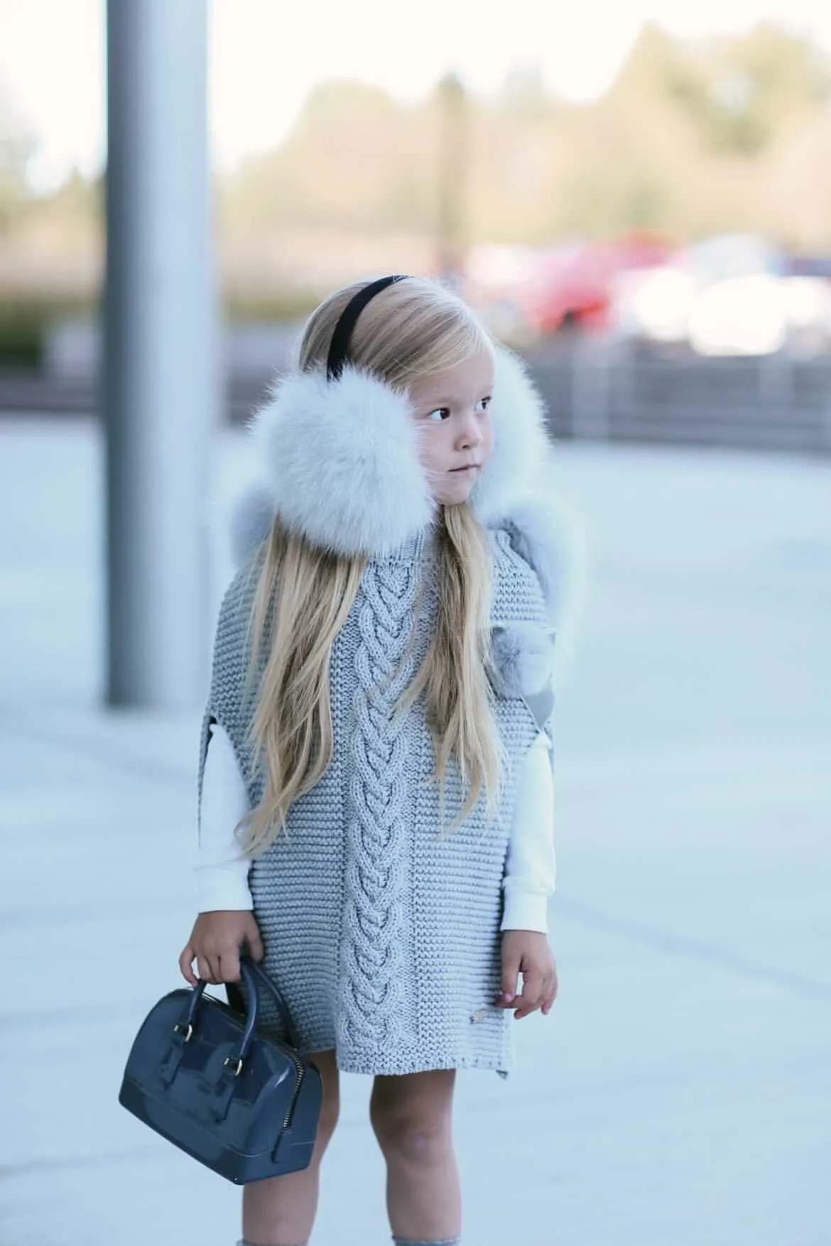 MI LOVES SIGNATURE Luxurious Fur Ear Muffs