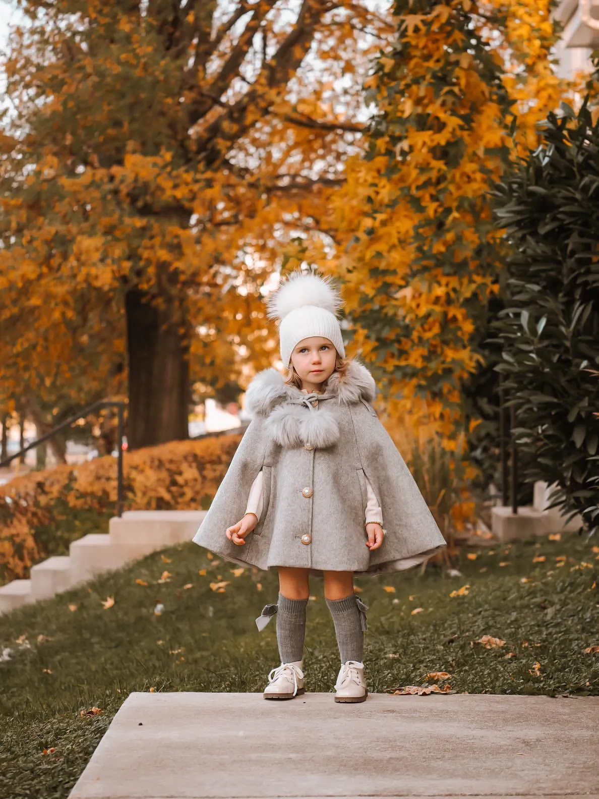 Victoria for MI LOVES Collaboration!!Beautiful DOVE Cape with Synthetic fur Collar and pom-poms.